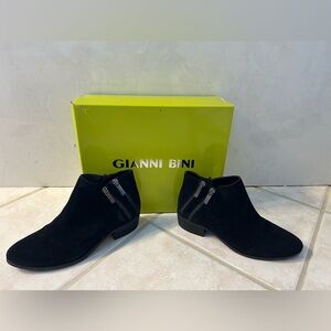 Gianni Bini Black Tinslea Booties